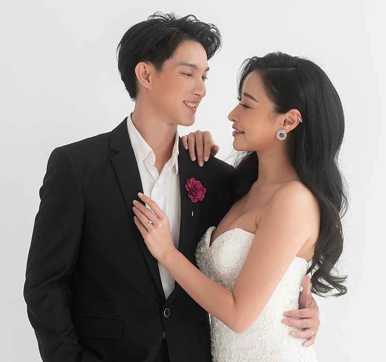 ENGAGEMENT RINGS ENGAGEMENT RINGS